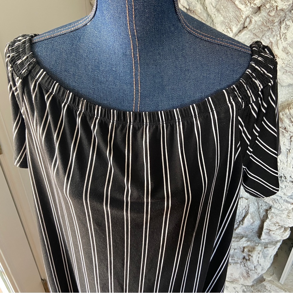 West loop black striped off shoulder dress - Picture 2 of 4